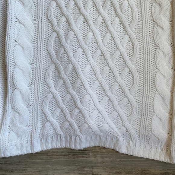 Women's H&M Long Sleeve Knit Sweater Medium - Picture 4 of 8